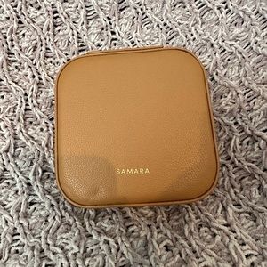 Camel Jewelry Case
